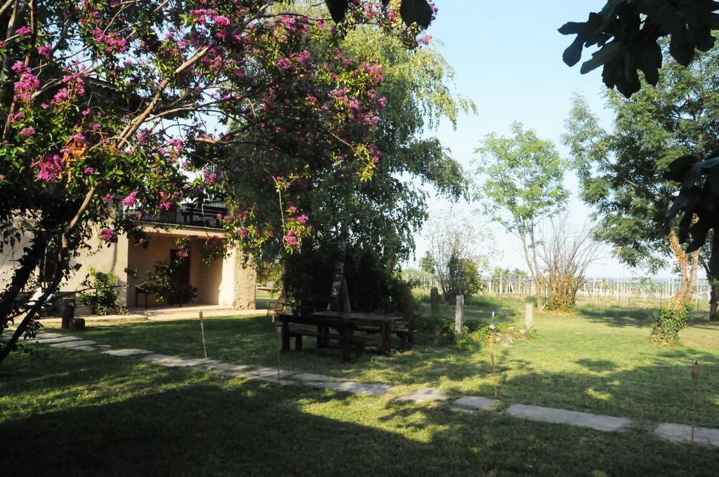 Agriturismo Magnarosa Villa Barge Exterior foto